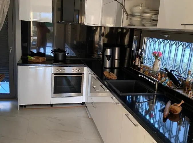 Theodora In Front Of The Sea Дом отдыха *